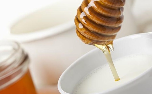 蜂蜜水|经常胃疼的人，喝水时加点料，或许幽门螺杆菌溜走，口臭也没了