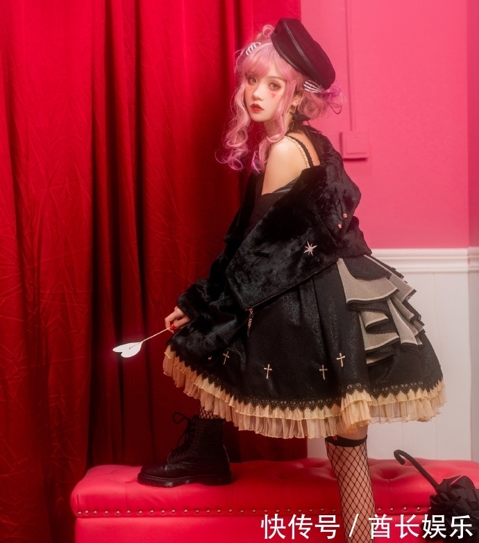 看起来|这个风格的洛丽塔总被嫌弃,看起来还很廉价,但lo娘偏偏很爱它