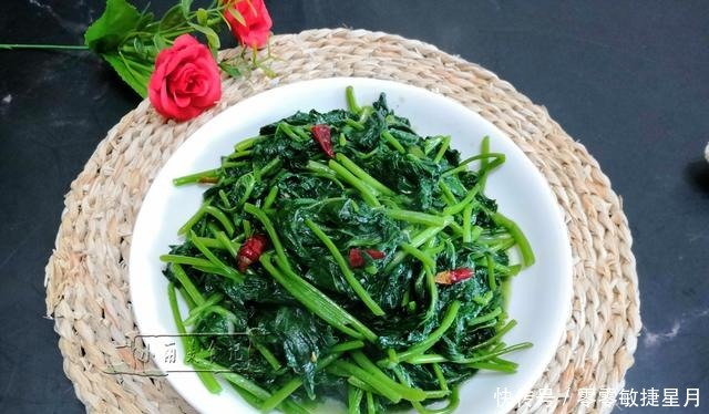 维生素c|夏天,少吃苦瓜茄子多吃它俩,富含维生素C滋养肌肤,不懂吃可惜!