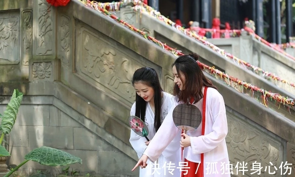 白居易有啥绝句传奇,他常使用的是什么样七言诗,最久的七绝词是什么