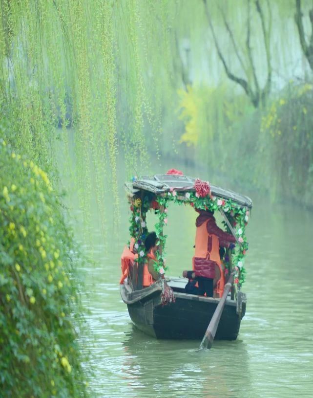 江南烟雨|25个适合一个人小住的安静古镇，累了就去走一走