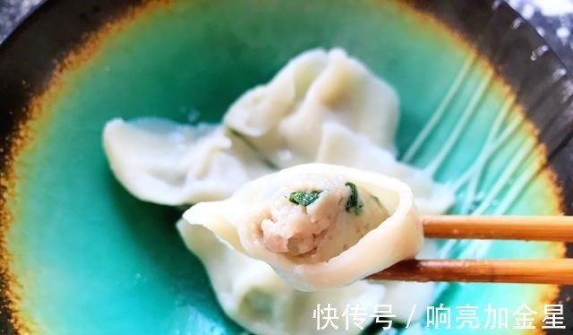 鲜美多汁的鲅鱼馅饺子，皮薄馅大，鱼肉鲜嫩还不腥！