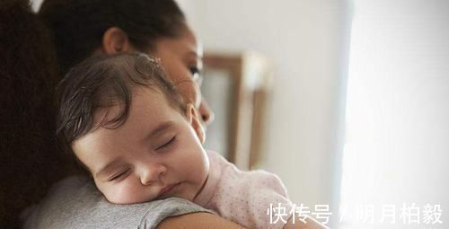春夏秋冬|宝宝明明很困,但是就是不肯睡觉,多半是这几个因素影响,对照下