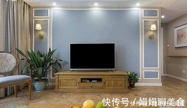 傻傻装电视墙|客厅不要傻傻装电视墙了，有钱人都爱用这样设计，省钱方便又实用！