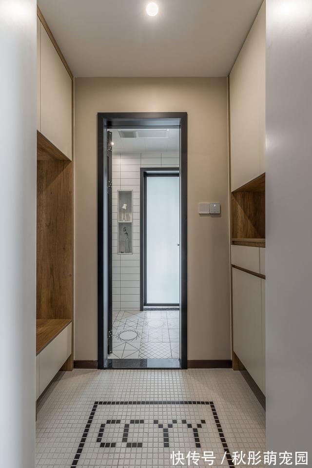 玄关|96㎡三房,两个人住!装修不是很豪华,把简约温馨带回家