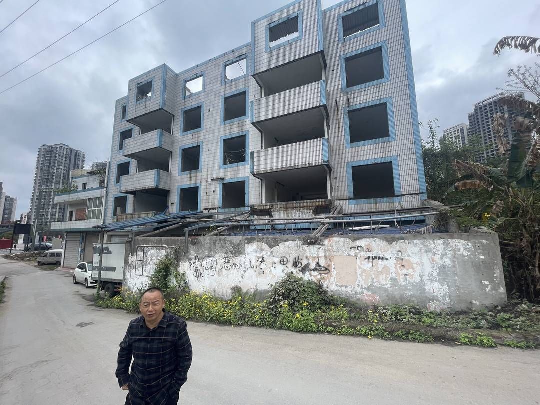 云求助｜既不拆迁又没占用，四川自贡高新区一栋楼房被断了水电气四年多！