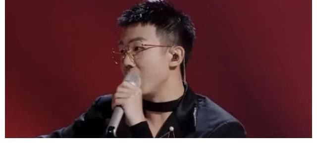 《披荊斬棘的哥哥》人氣排名反轉(zhuǎn),陳小春排名下跌,張淇斷層登頂