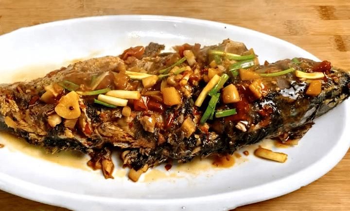  冬天，多给家人吃这肉，不炒不煲汤，简单一做，鲜嫩入味又好吃