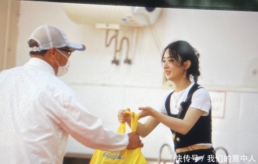 期待|王俊凯回归中餐厅,和赵丽颖“姐弟”组合颜值高,网友更期待杨紫