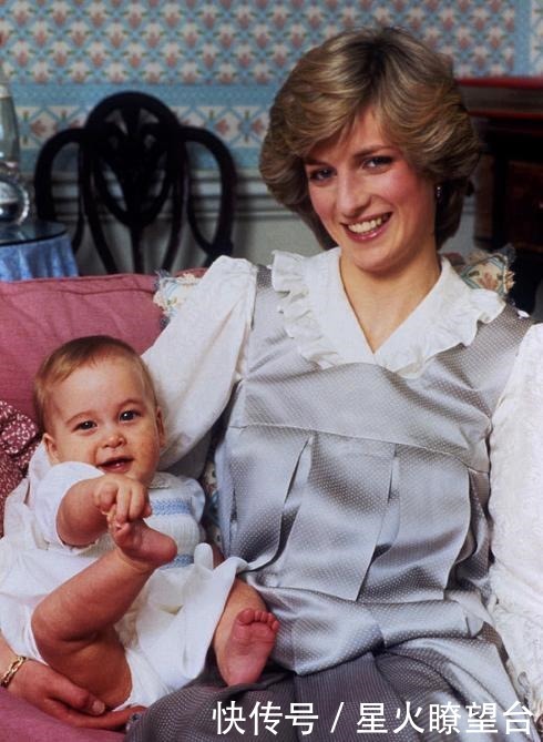 王室|39年前,戴安娜生完孩子缝完线就忍痛抱威廉照相,上车后痛哭不止