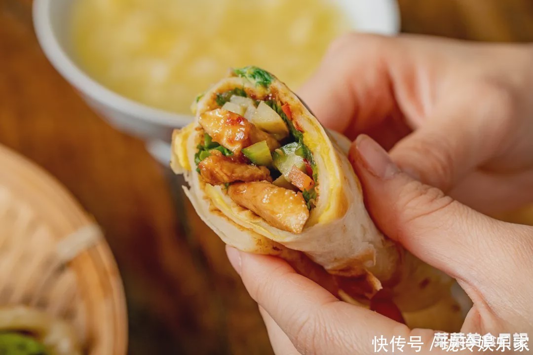 楼下早餐摊因它旺了10年!鸡蛋这吃法,美味又营养