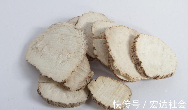 自己做的羊肉汤总不如外面好喝,大厨告诉你,加入一样东西更鲜美