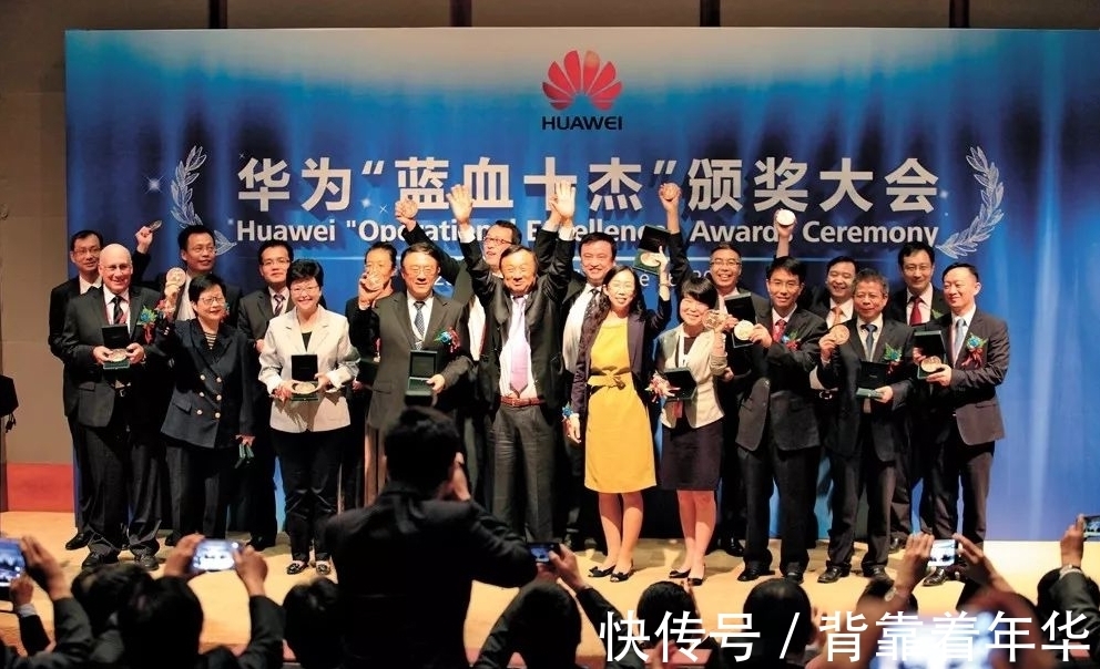 任正非|清华教授:华为人过分“财权名”,任正非承认:我与员工同流合污