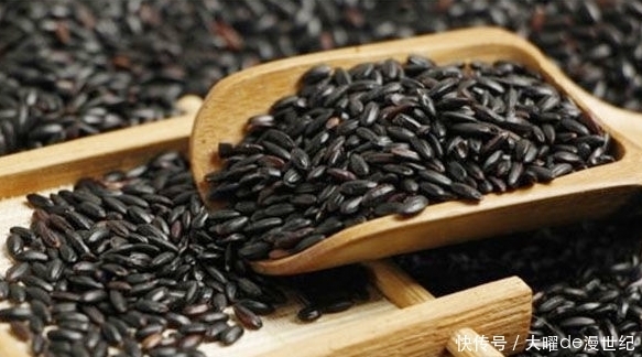 女人過(guò)了40歲,常吃“天然膠原蛋白”,抵抗衰老,身體更健康