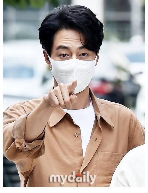 md|「MD PHOTO」 赵寅成等韩国艺人出演《两点出逃》节目