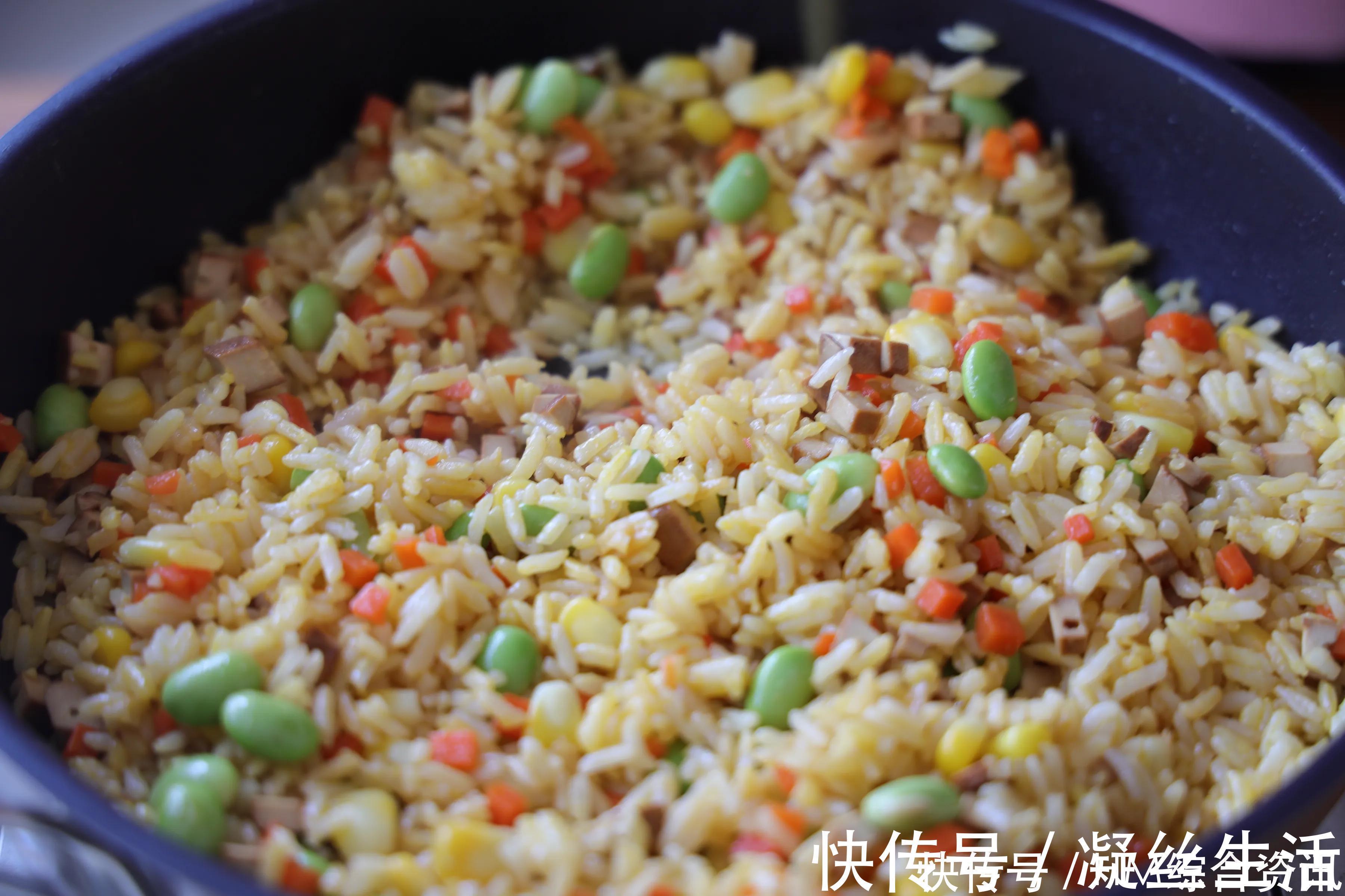 蛋包饭|剩米饭这样做，瞬间变得高大上，饭店一份58元，在家轻松学会！