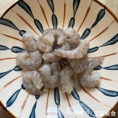 开运年夜饭“蒸蒸日上”，虾仁蒸鸡蛋豆腐