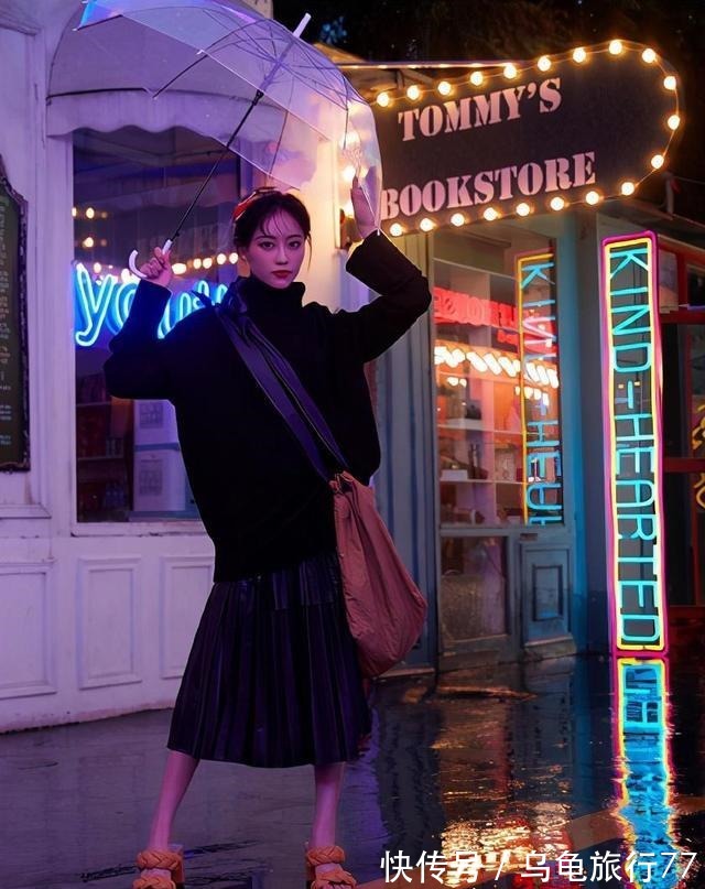 毛衫 毛衣下面别配裤子了，今年流行“毛衣+半身裙”，温柔有女人味！