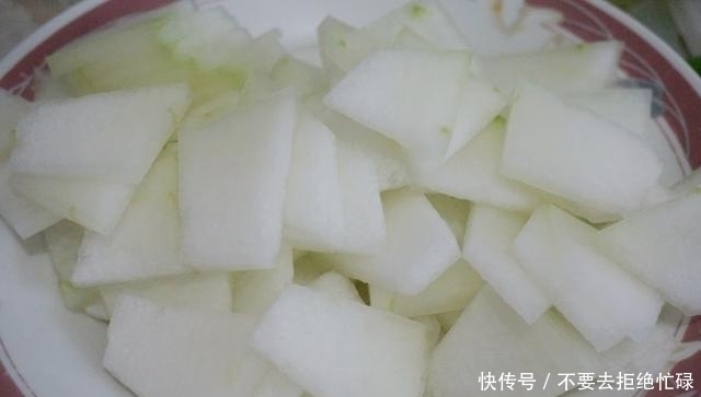 简单|冬瓜最简单的做法,只需1种调料,好吃不贵