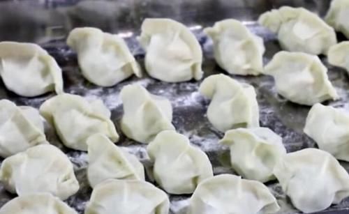 茴香|夏天,韭菜茴香靠边站,用它包饺子最香,3块钱1斤,我一周做2回