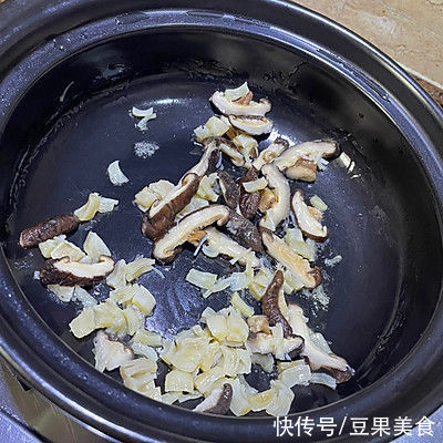 瑶柱|这道高汤萝卜-拌饭一流美味下饭，连着吃都不腻