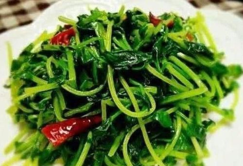 采摘|这种野菜，种子具有毒性，但它的叶子却很香，很多人应该没吃过