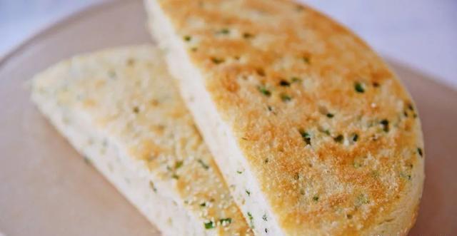 搅拌均匀|不揉面,不擀面,筷子搅一搅,5分钟烙出一大张饼,解决全家早餐