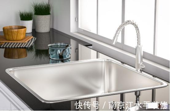 厨房台盆选单槽还是双槽的好?别再纠结了,教你如何正确选择