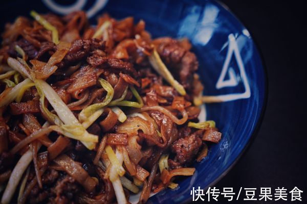 豆芽|干炒牛河｜沉浸式｜干香焦爽｜盘底无油｜超级详细