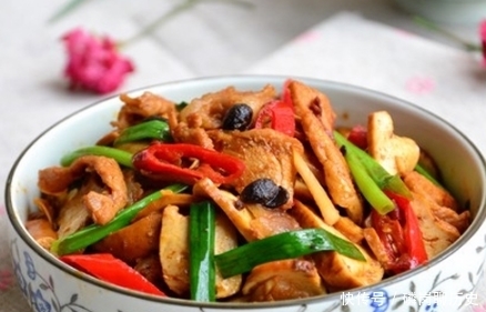 掌握这4个炒肉小技巧,不管炒什么肉都鲜嫩入味,越吃越好吃!