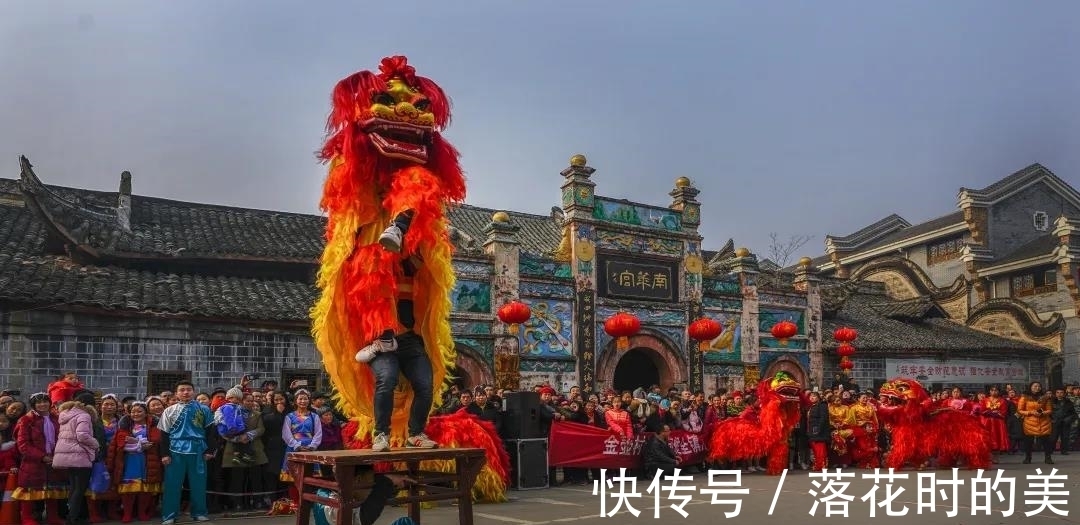 非物质文化遗产#雄狮少年在金堂!