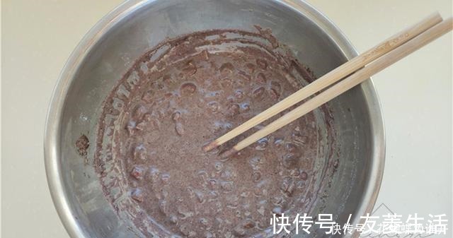 黑米粉|天冷，45岁老阿姨迷上了这早餐，1周吃3次，别看黑乎乎，特营养