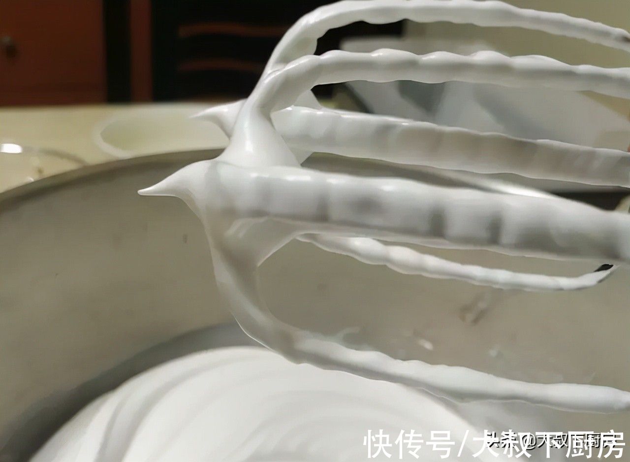 自己DIY！大叔教你巧克力海绵蛋糕，松软可口，简单易学，超好吃