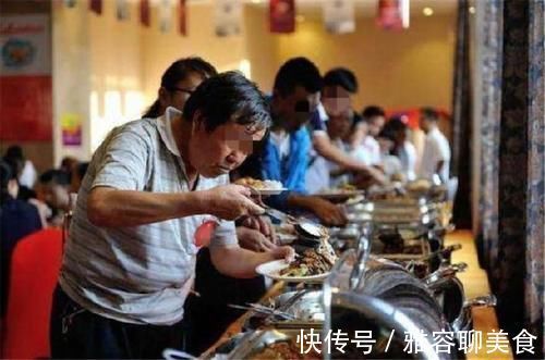 成性|奶奶带孙子吃“自助餐”,剩了一桌转头想走人,餐厅的做法很解气