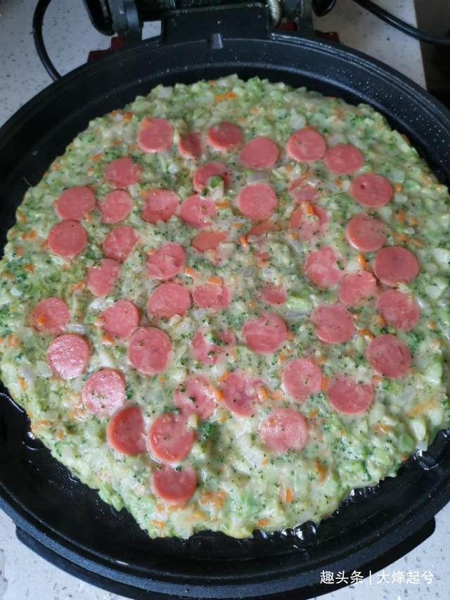 蔬菜饼|西兰花蔬菜饼,适合早餐吃的快手美食