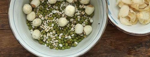 夏天多给家人煮这粥，清热解暑，营养易吸收，助你清凉过一夏