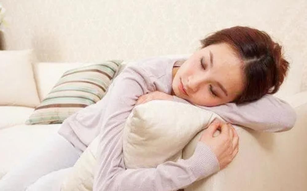 激素水平|女性衰老的程度与月经周期长短有关?三天或是七天,比较见真知