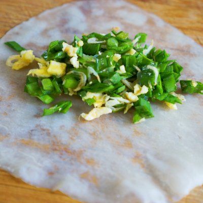  馅饼|这道饺子皮版韭菜鸡蛋馅饼美味下饭，连着吃都不腻