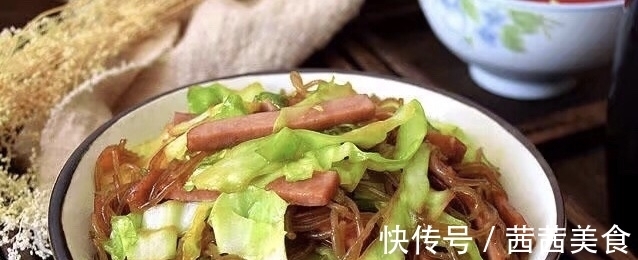 包子|早餐不爱吃馒头包子，5分钟炒一锅，鲜香味美，上桌吃3碗，好吃
