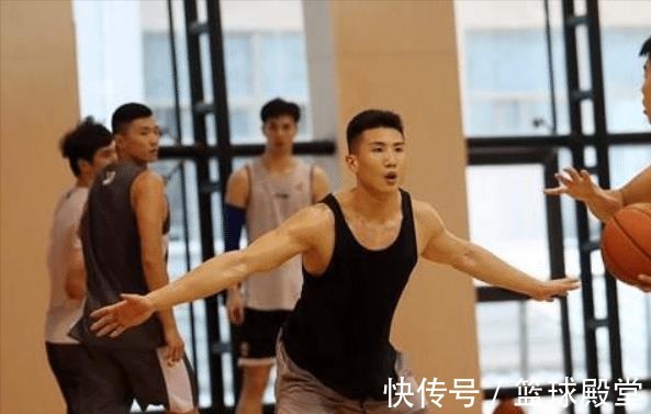 CB4消息！CBA承认黑哨，江苏申诉成功，王翊雄签安踏，广东防守瓦解