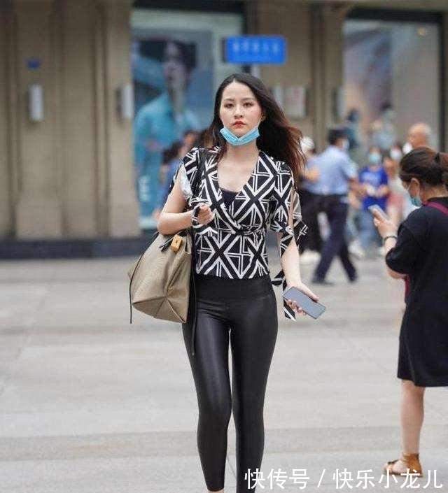 瑜伽裤 瑜伽裤既美又显身材,搭配方面更是彰显个性,也很时尚