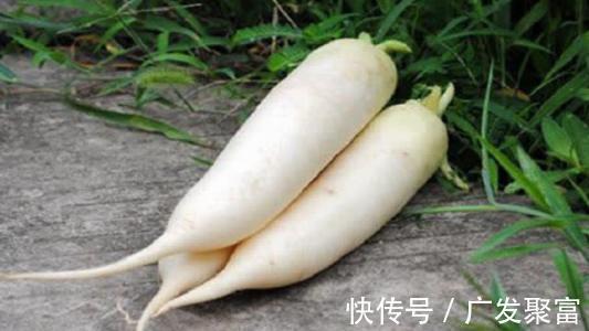 气色|黑木耳和此物一起炒,子宫干净了,气色好了,大肚子也平了!