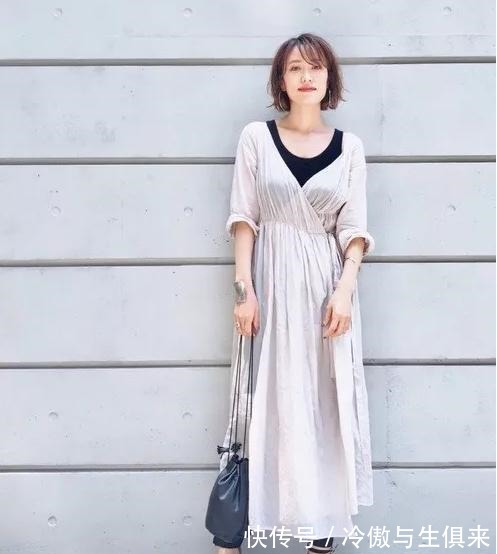 减龄 42岁日本妈妈分享的“减龄”穿搭，百搭又气质，网友一起学起来！