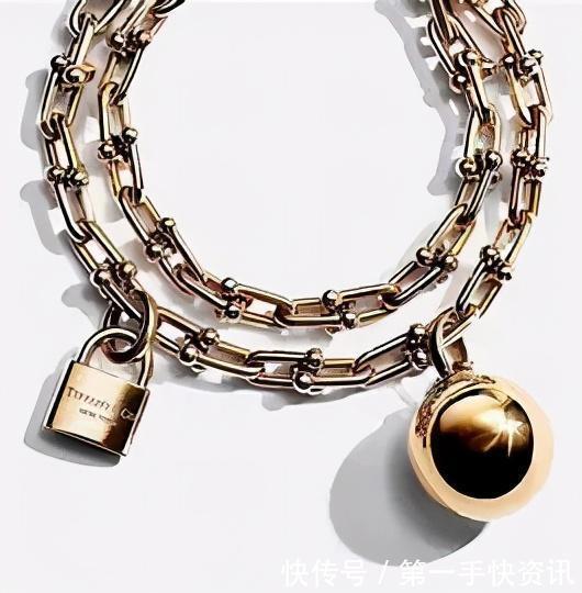 会戴珠宝的男人，品味不会差