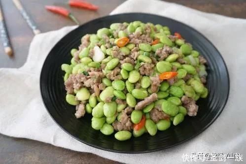 红油|年夜饭家宴菜单，这37道红红火火吉祥菜，味道鲜美小孩最爱
