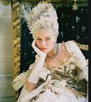 面对|底层人物如何面对命运的戏弄从人性的角度读《项链》