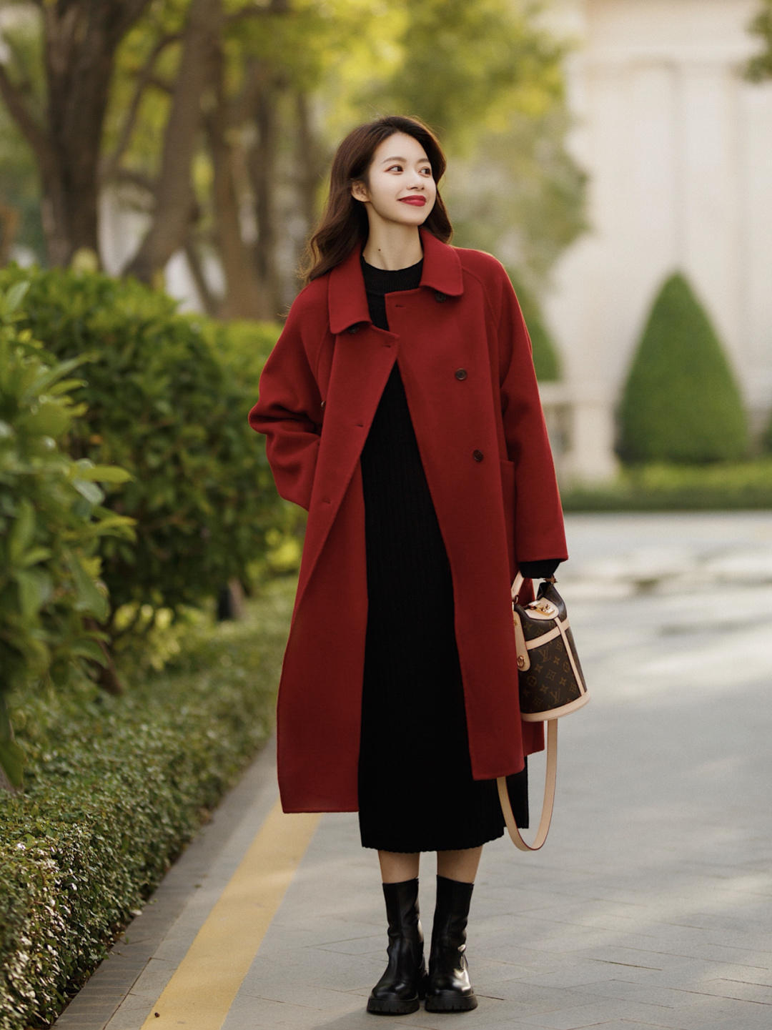 冬季 会穿衣比身材好重要,来看冬季优雅“大衣look”,年轻又时髦