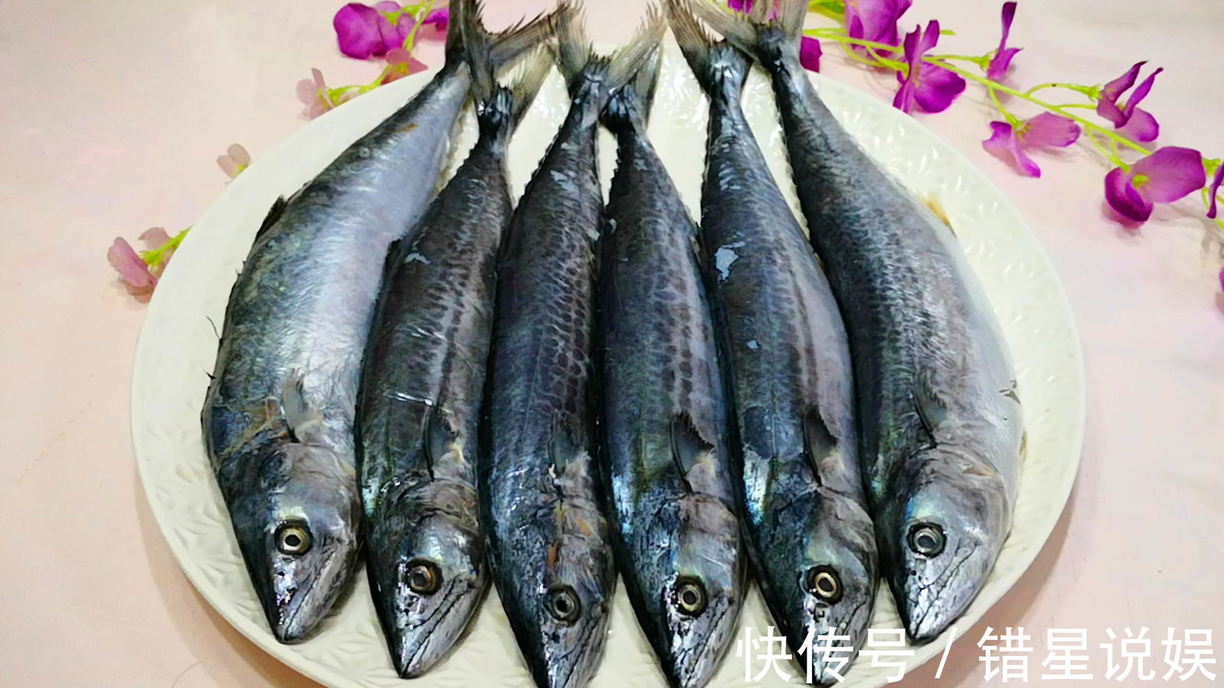 炖鱼时,去腥加料酒和醋是大错特错!这才是最好做法,上桌一扫光