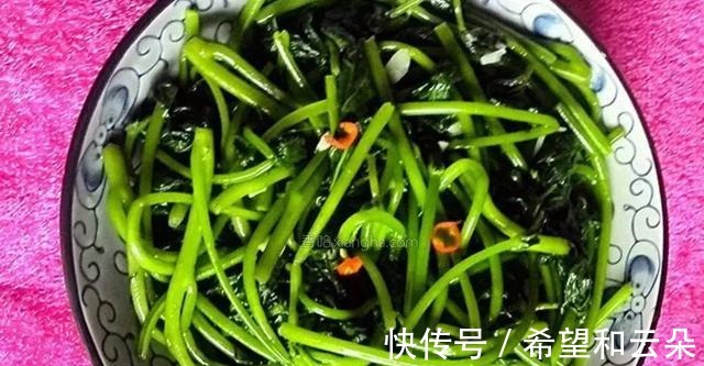 性价比|秋季性价比最高的菜,1元1大把保护视力还养人,简单一炒就美味!