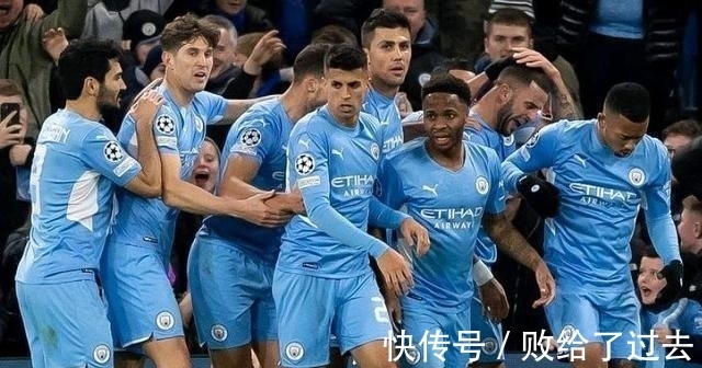 小组第一|欧冠形势:英超四队基本锁定小组第一,德甲尴尬出局,曼联稳了